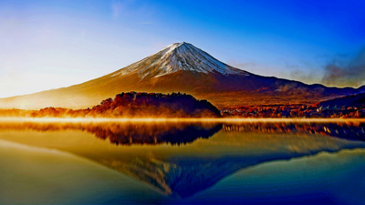 mount-fuji-refleclected-in-lake-kawaguchi-japan-backiee-4Kb.jpg