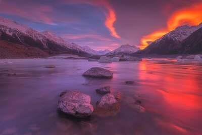 tasmanlakenewzealand.jpg